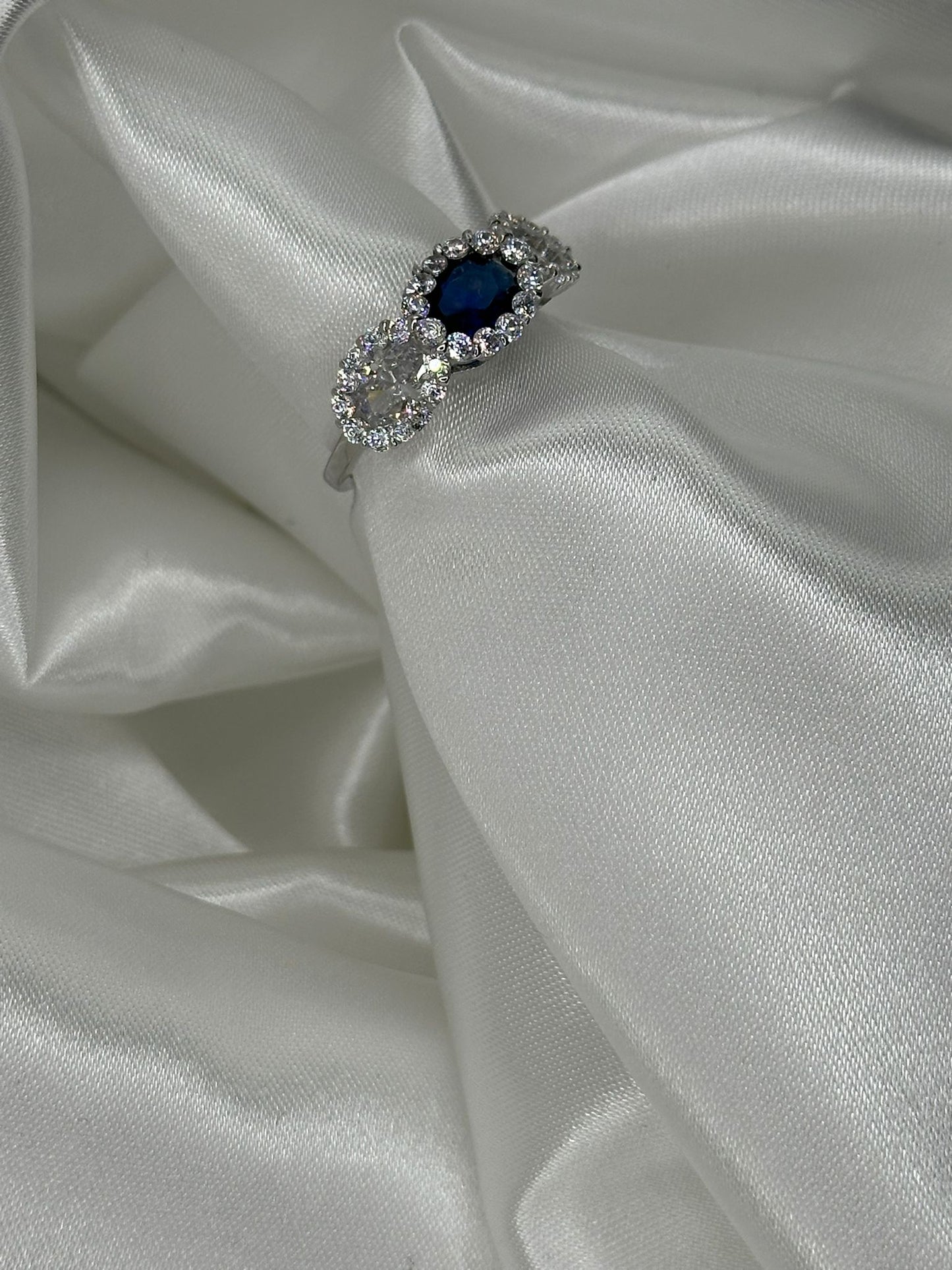 Anello Trilogy Con Pietra Blu