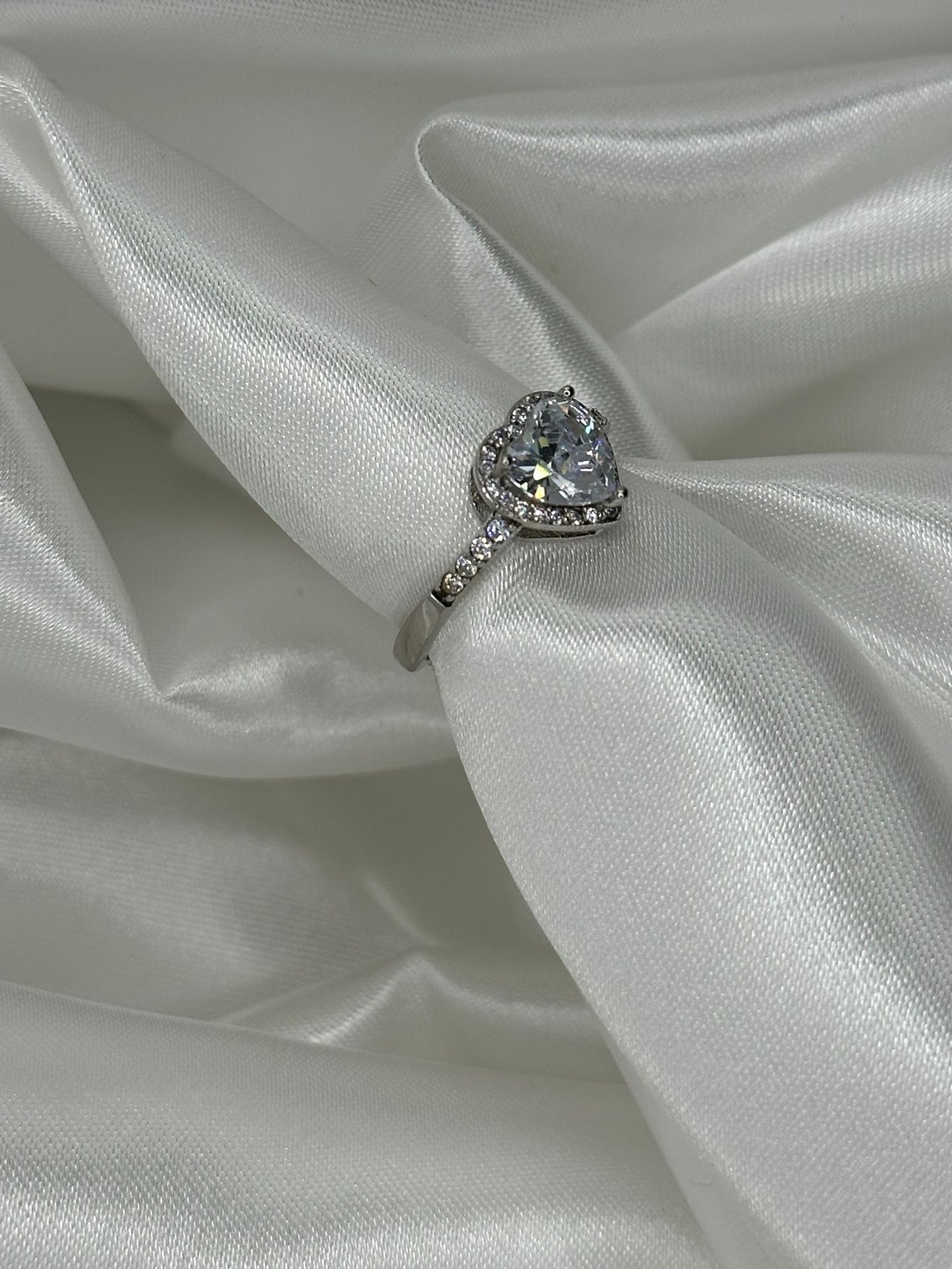 Anello Taglio Cuore Pietra Acquamarina