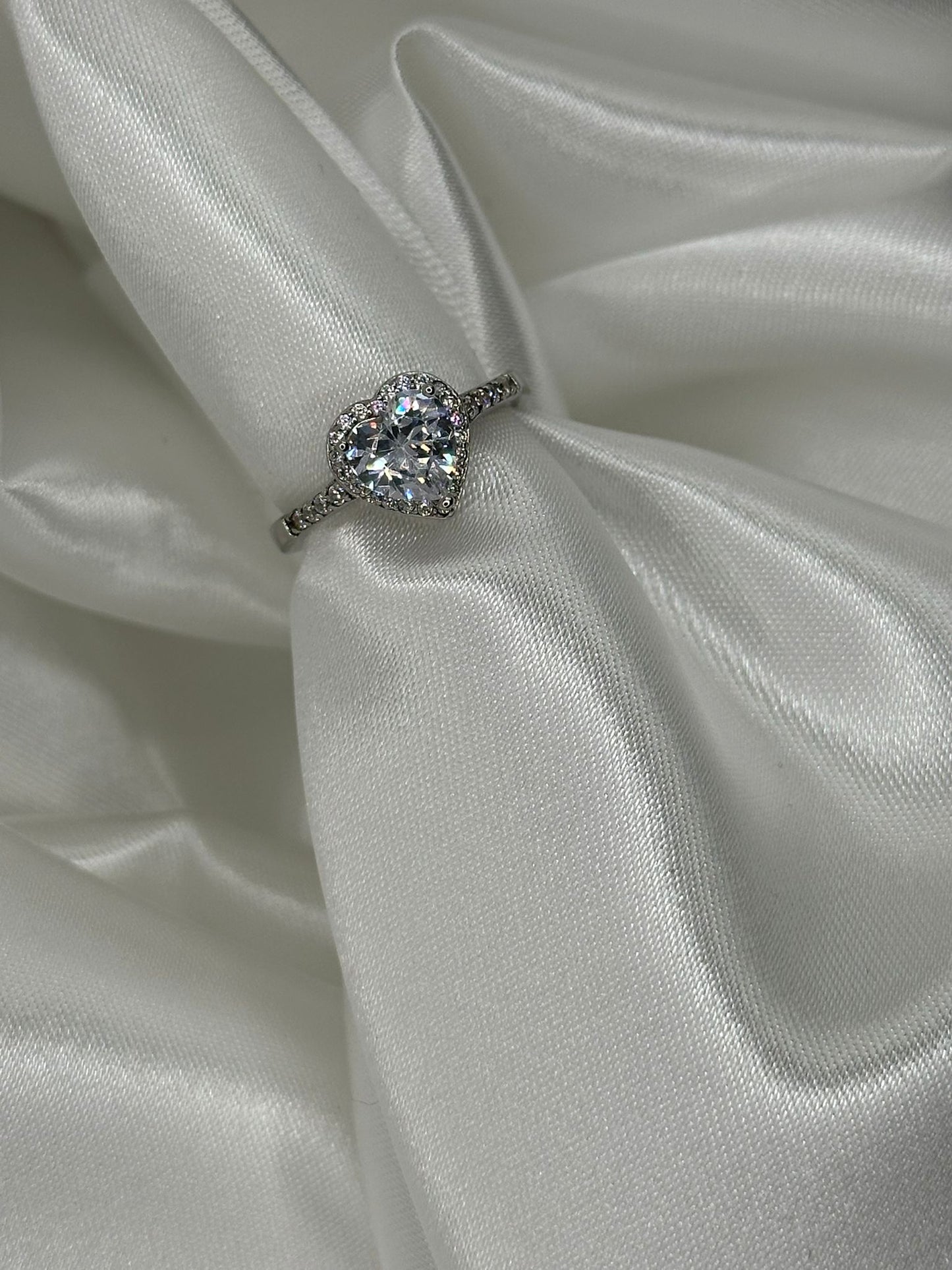 Anello Taglio Cuore Pietra Acquamarina