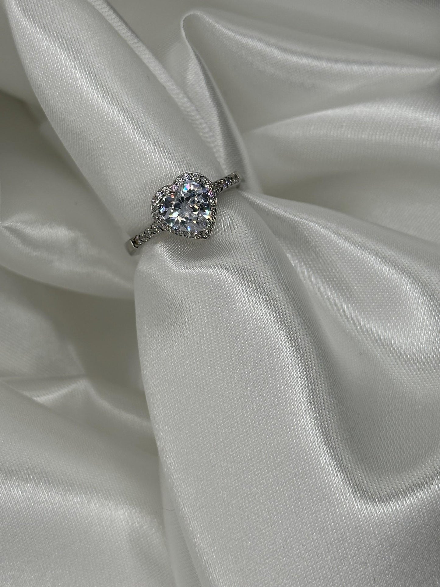 Anello Taglio Cuore Pietra Acquamarina